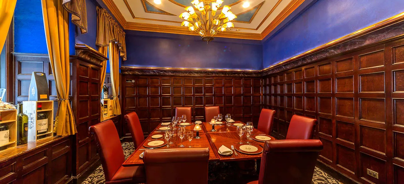 Delmonico's - private dining room