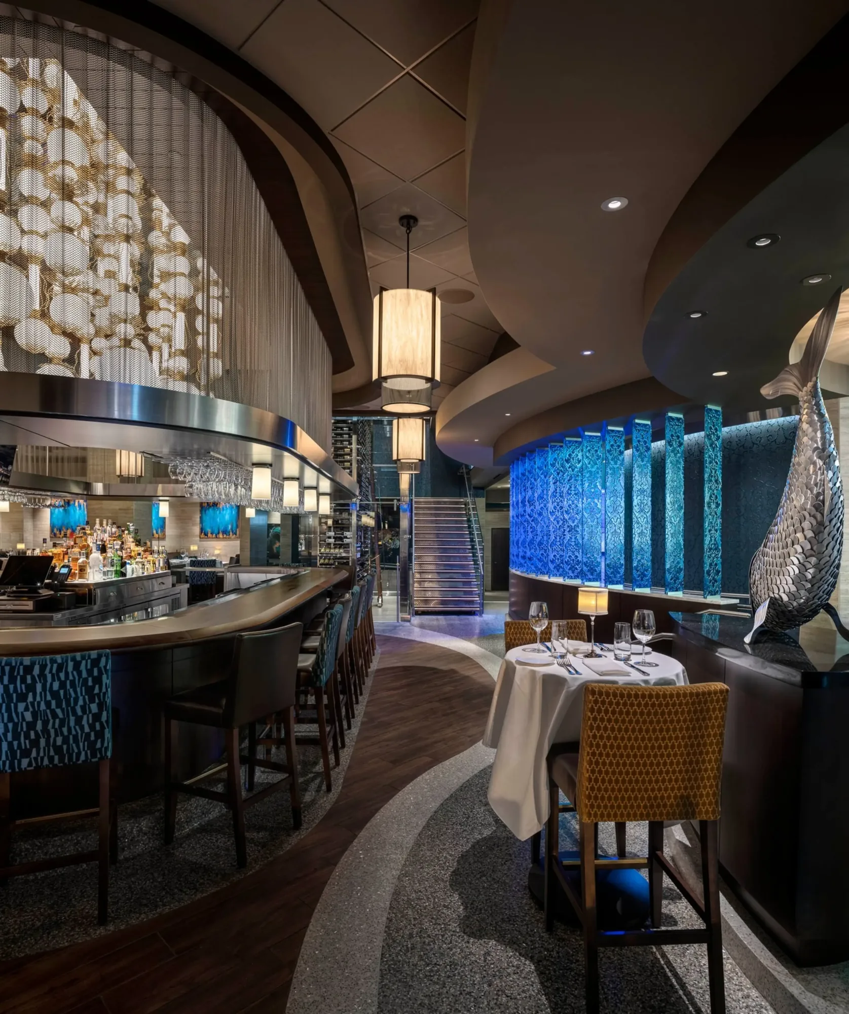 Eddie V's - lounge