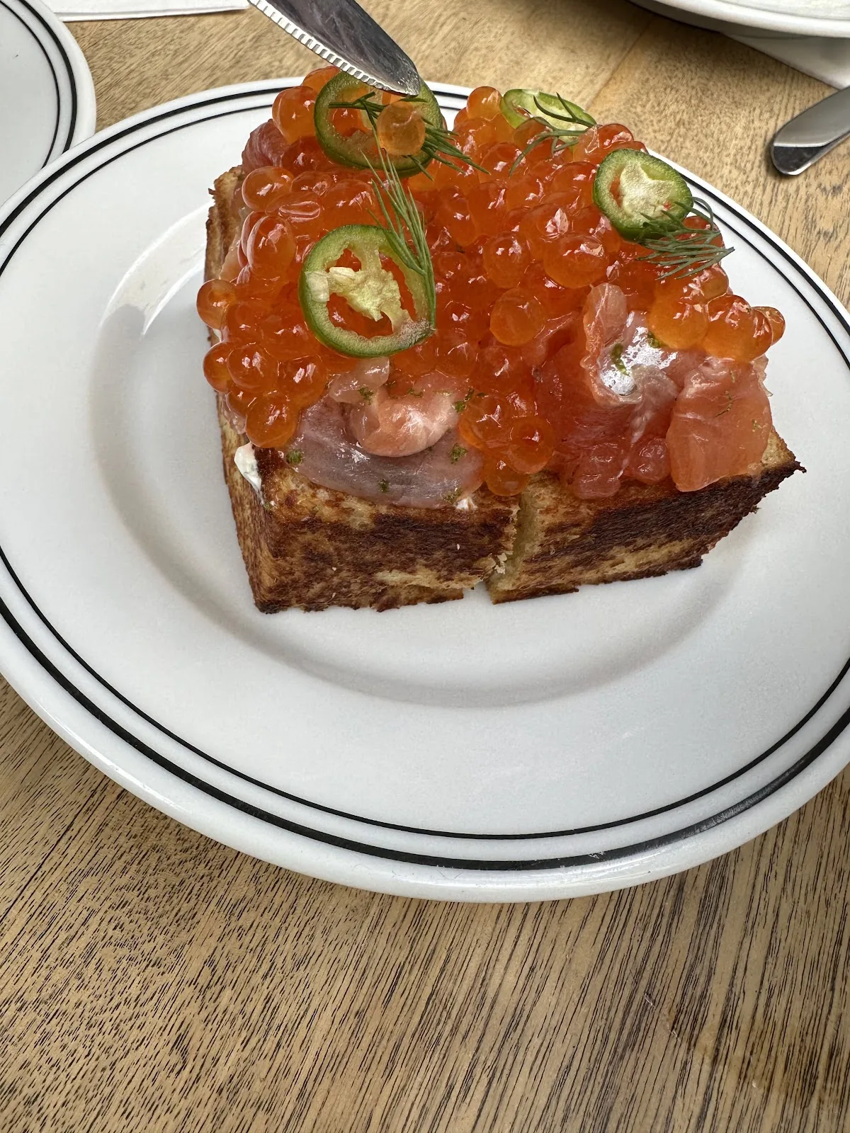 El Tigre Silencioso - salmon roe toast