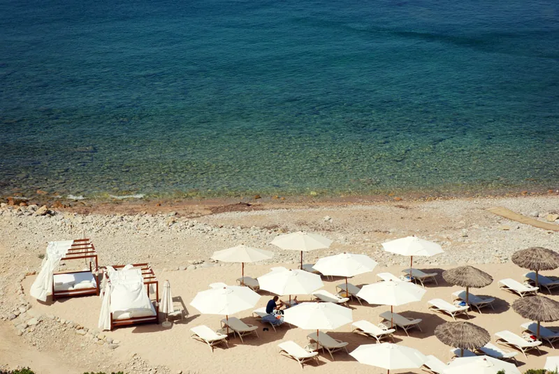Es Torrent - beds on sand