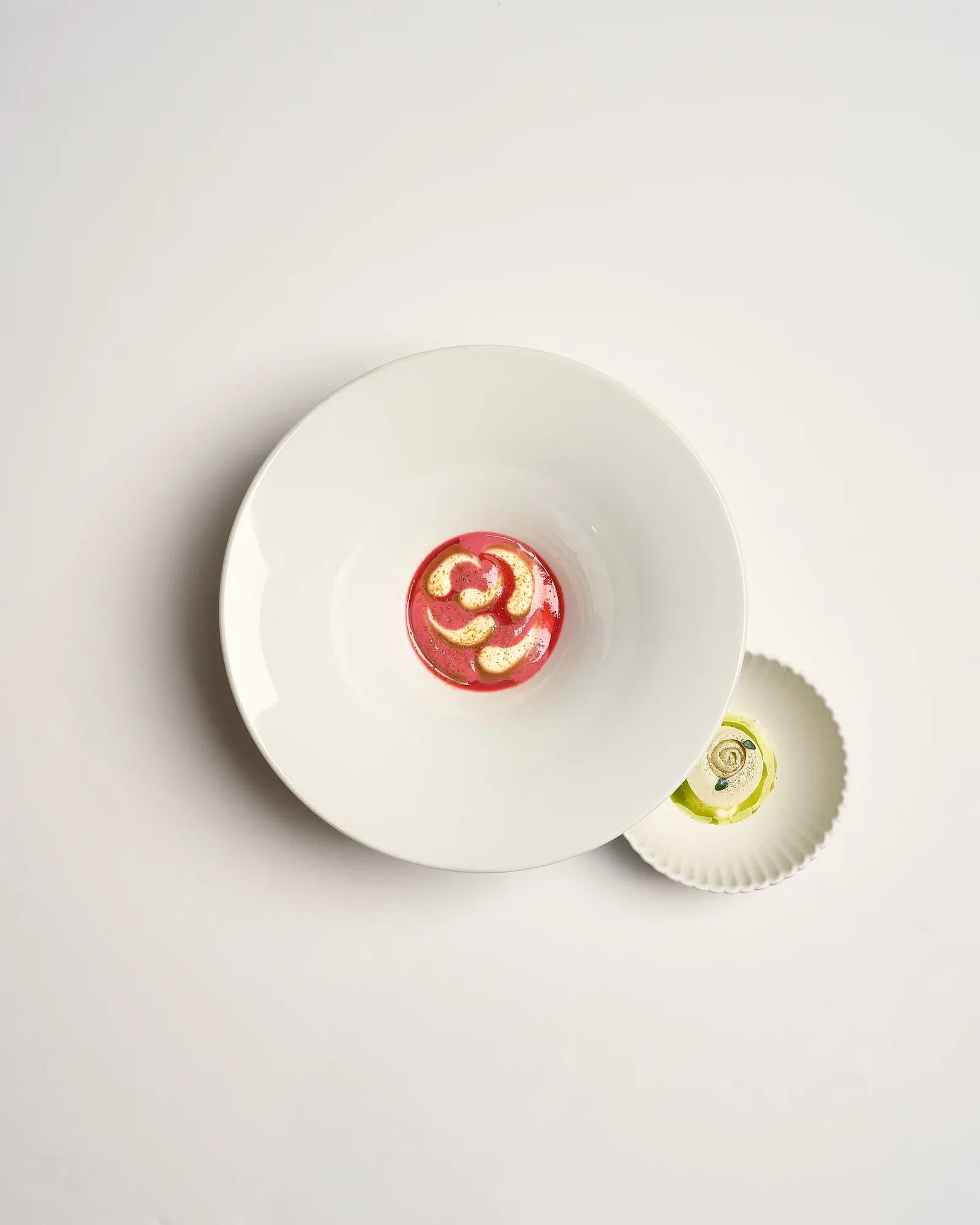 Etcha - plated dessert overhead