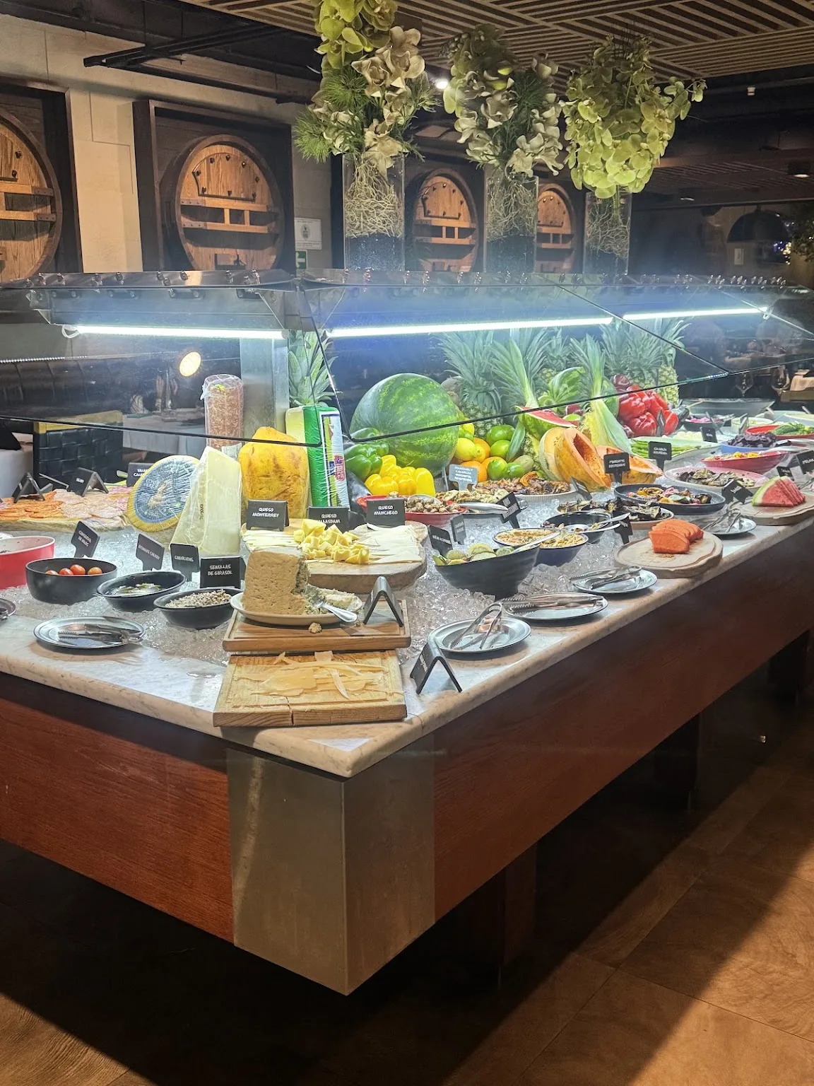 Fogo de Chao - Polanco - the market table salad and antipasti bar