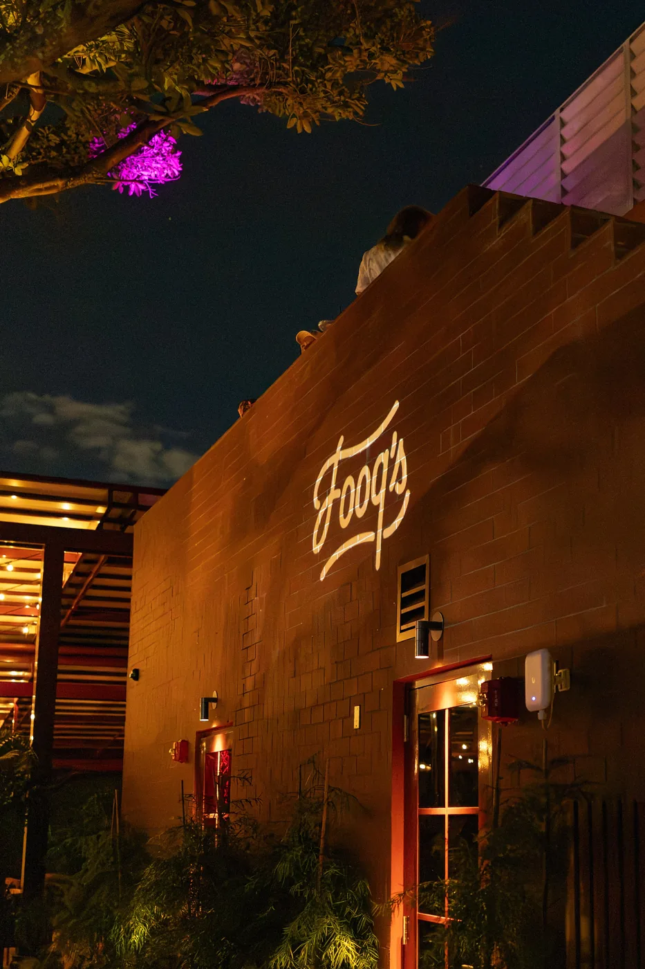 Fooq's - exterior night