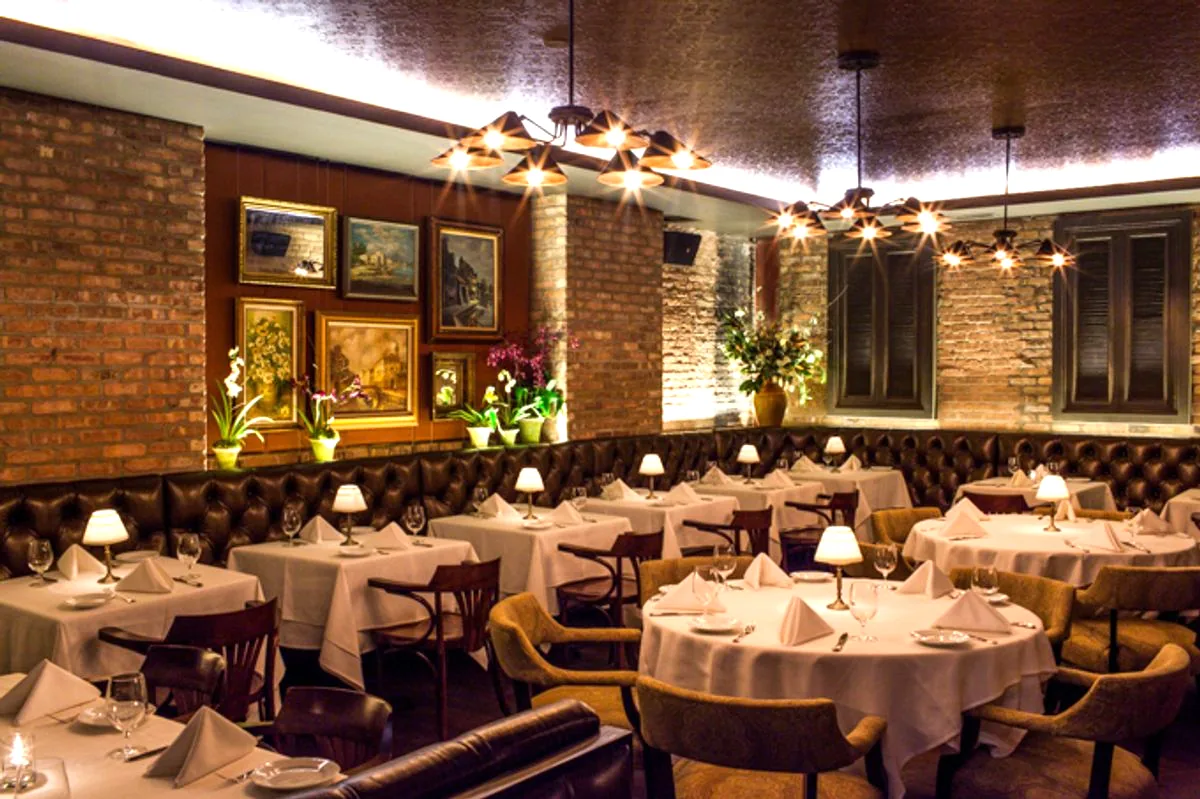 Formento's - privatedining sicilyroom