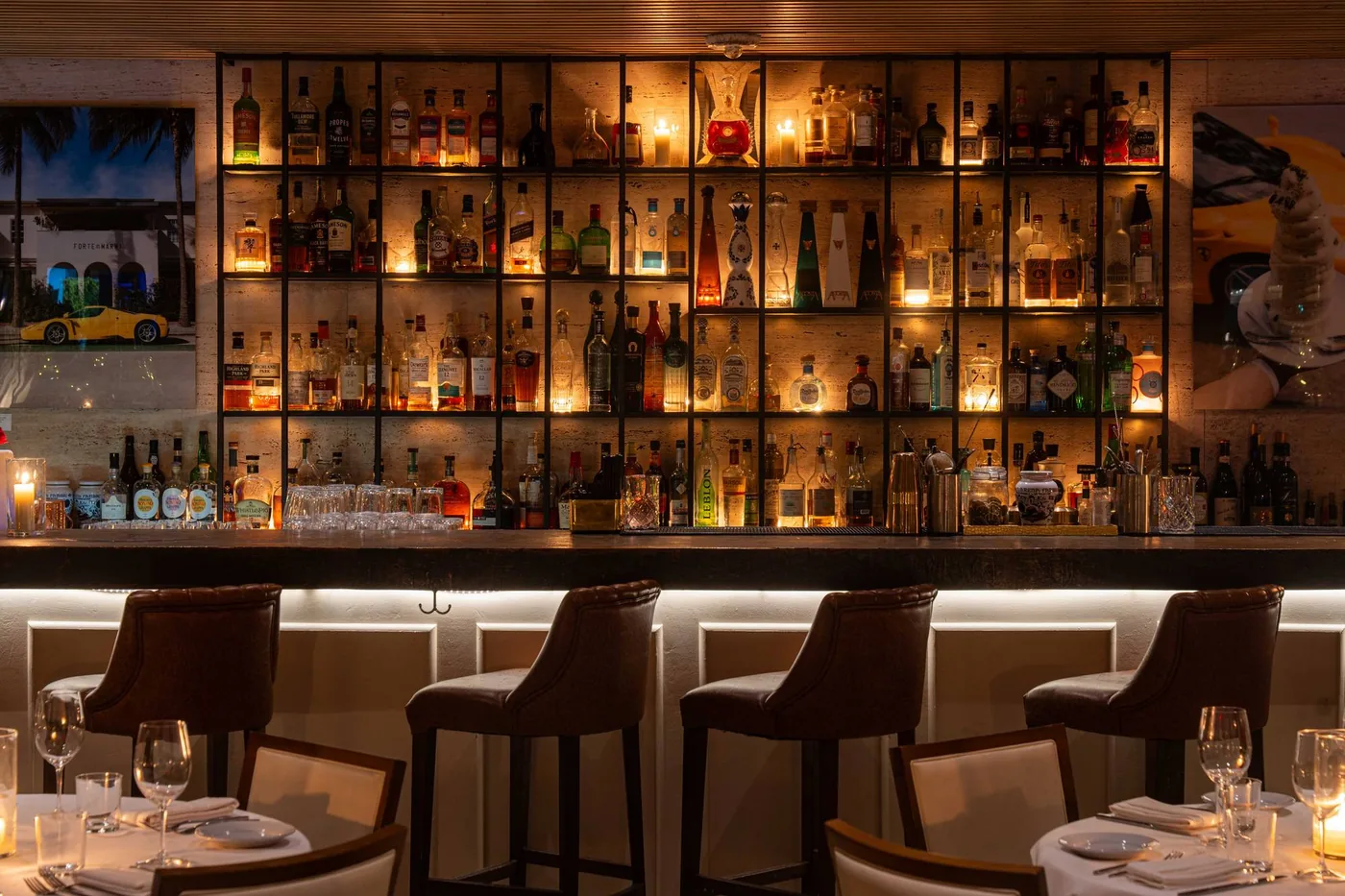 Forte dei Marmi - bottle shelf bar