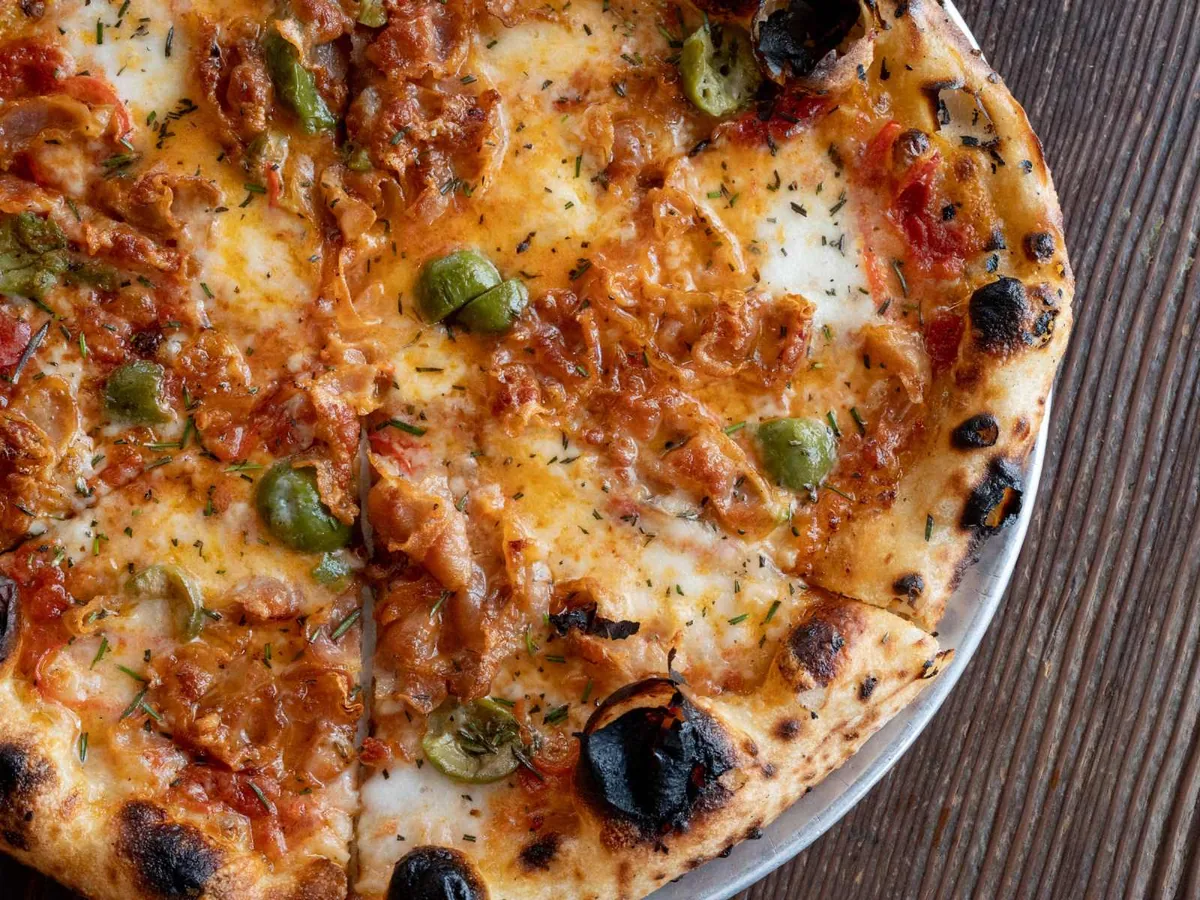 Gjelina - guanciale green olive pizza