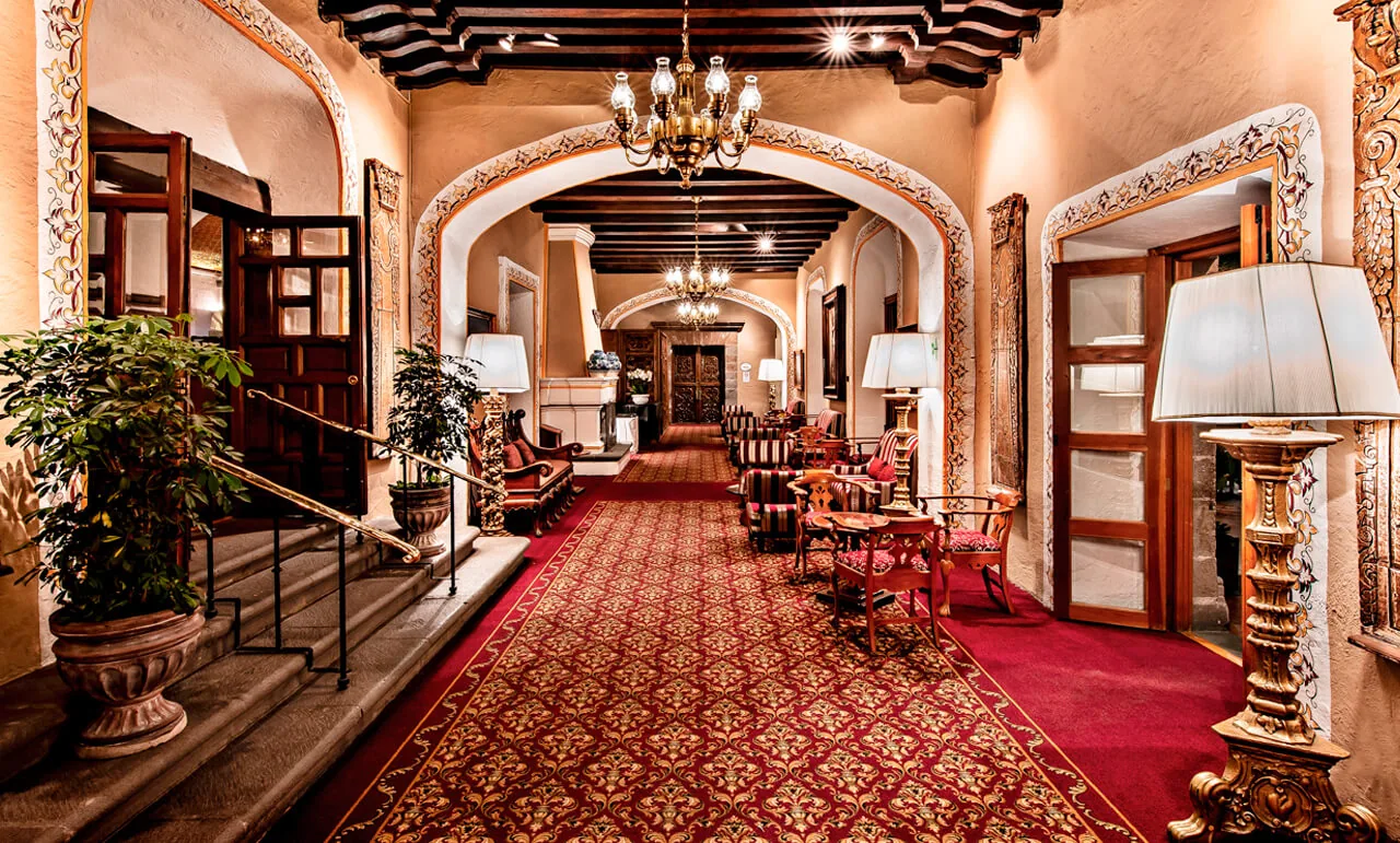 Hacienda de los Morales - colonial corridor with red carpet