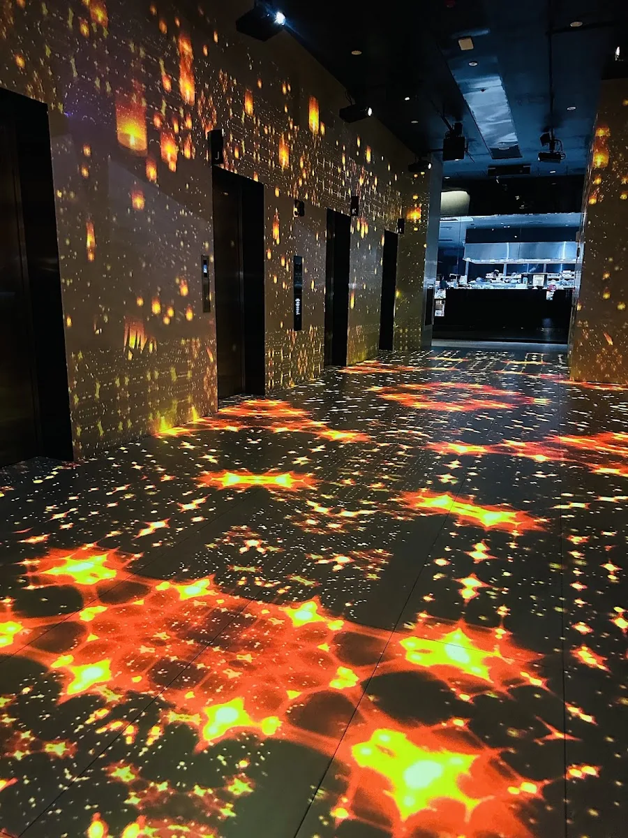 Hanuman Sky Bar / Akara Sky - immersive star light projection experience floor