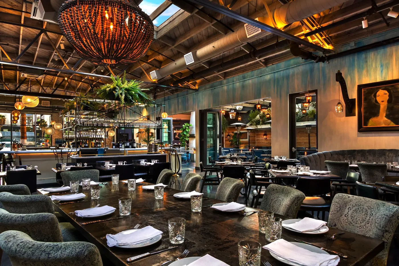Herb & Wood - dining room