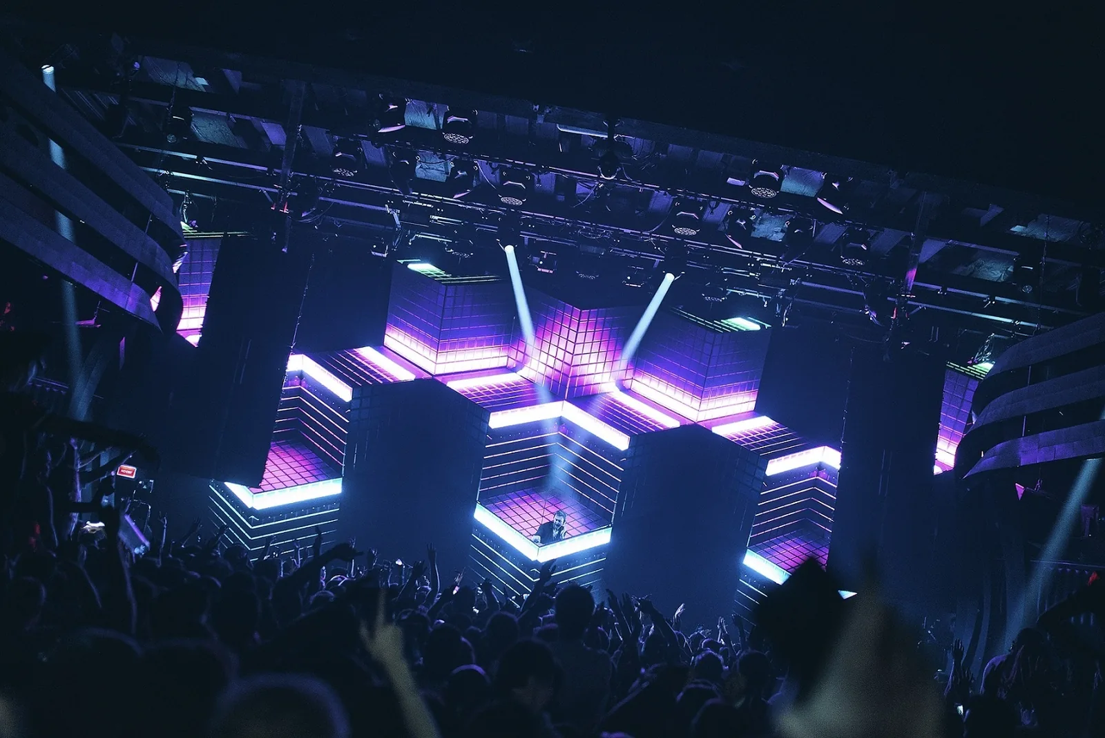 Hï - disco club