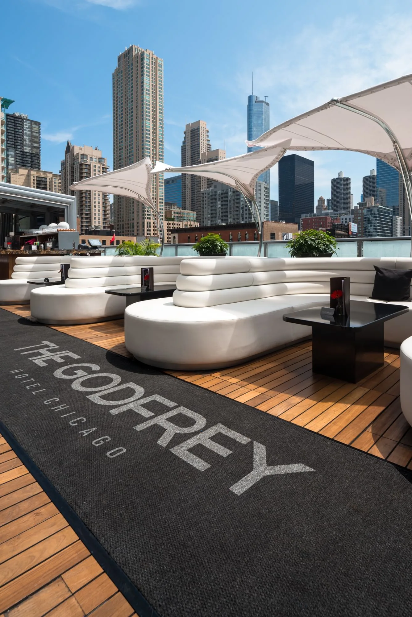 I|O Godfrey - rooftop bar in Chicago