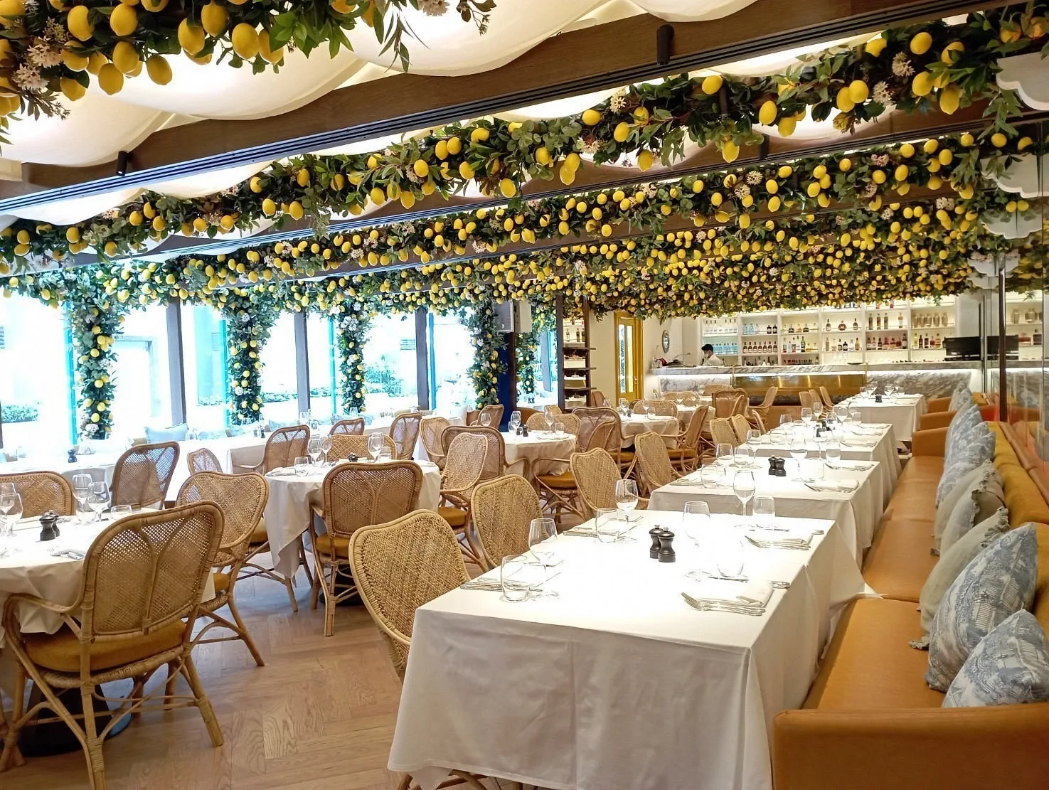 Isola by Signor Sassi - restaurant in Bangkok