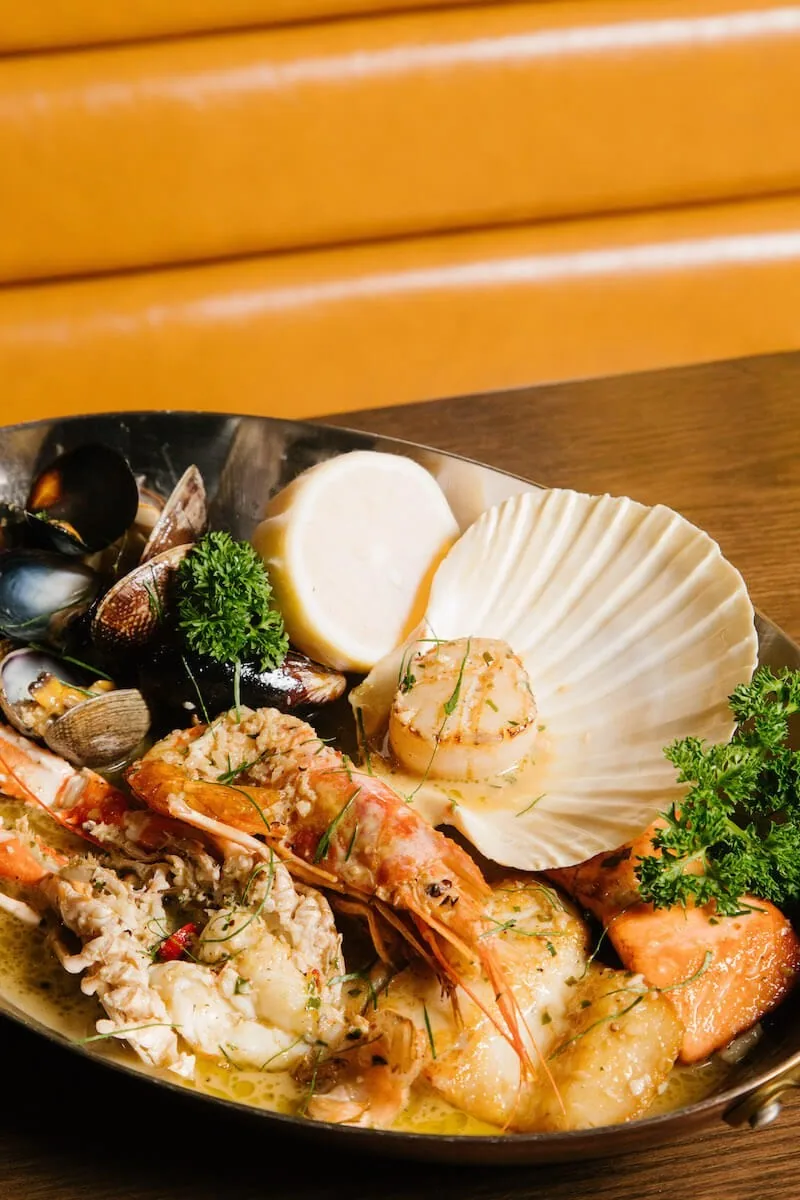 Isola by Signor Sassi - mixed seafood platter
