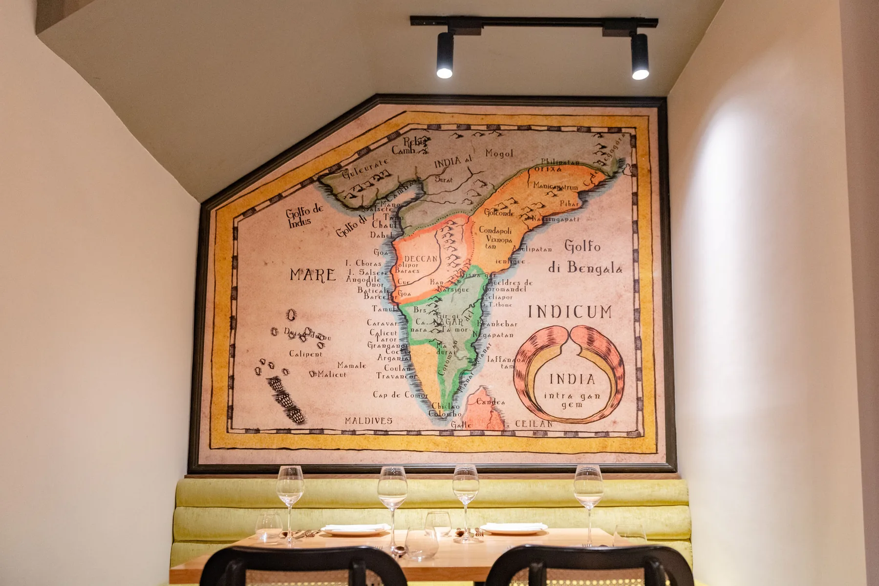 Jhol - restaurant in Bangkok