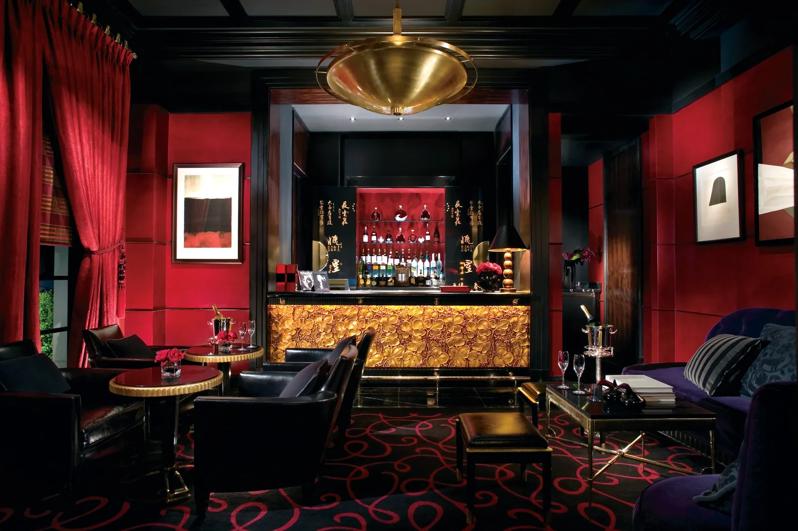 Joel Robuchon at MGM Grand - table setting