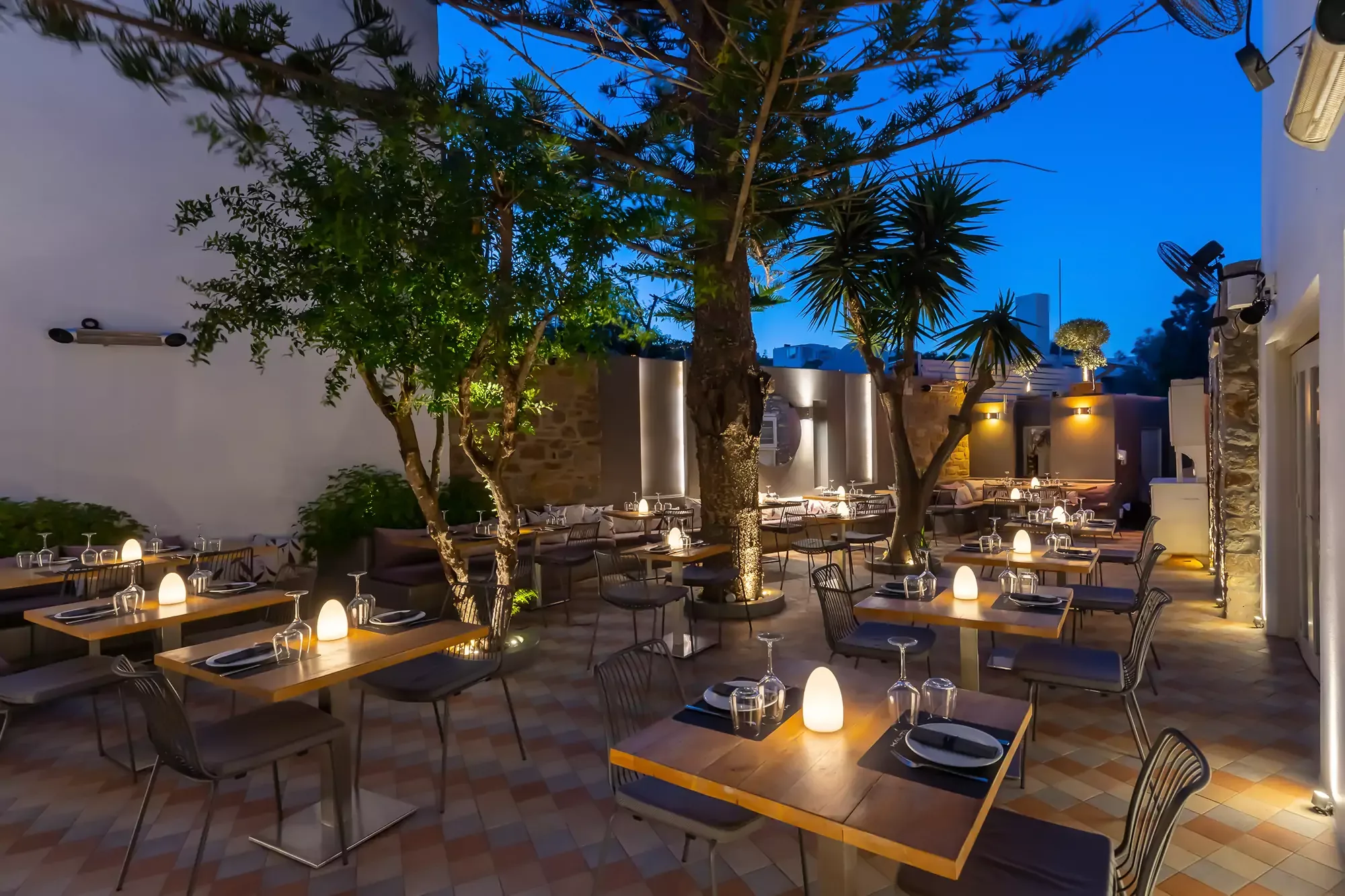 Kalita - blue hour terrace