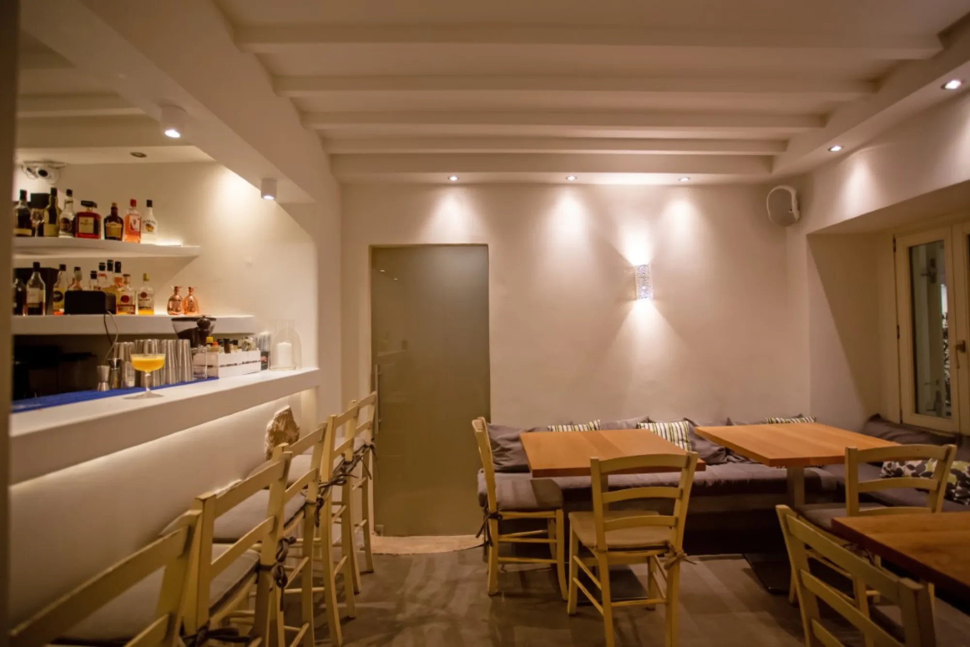 Kalita - bar interior
