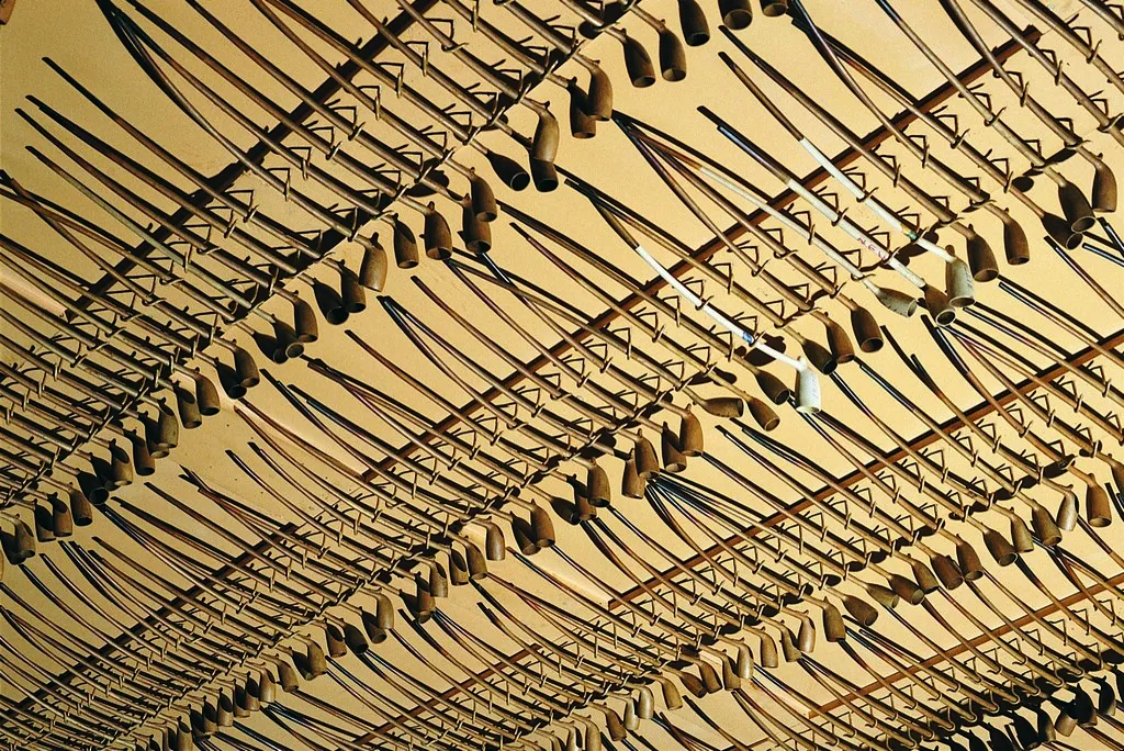 Keens Steakhouse - pipe ceiling