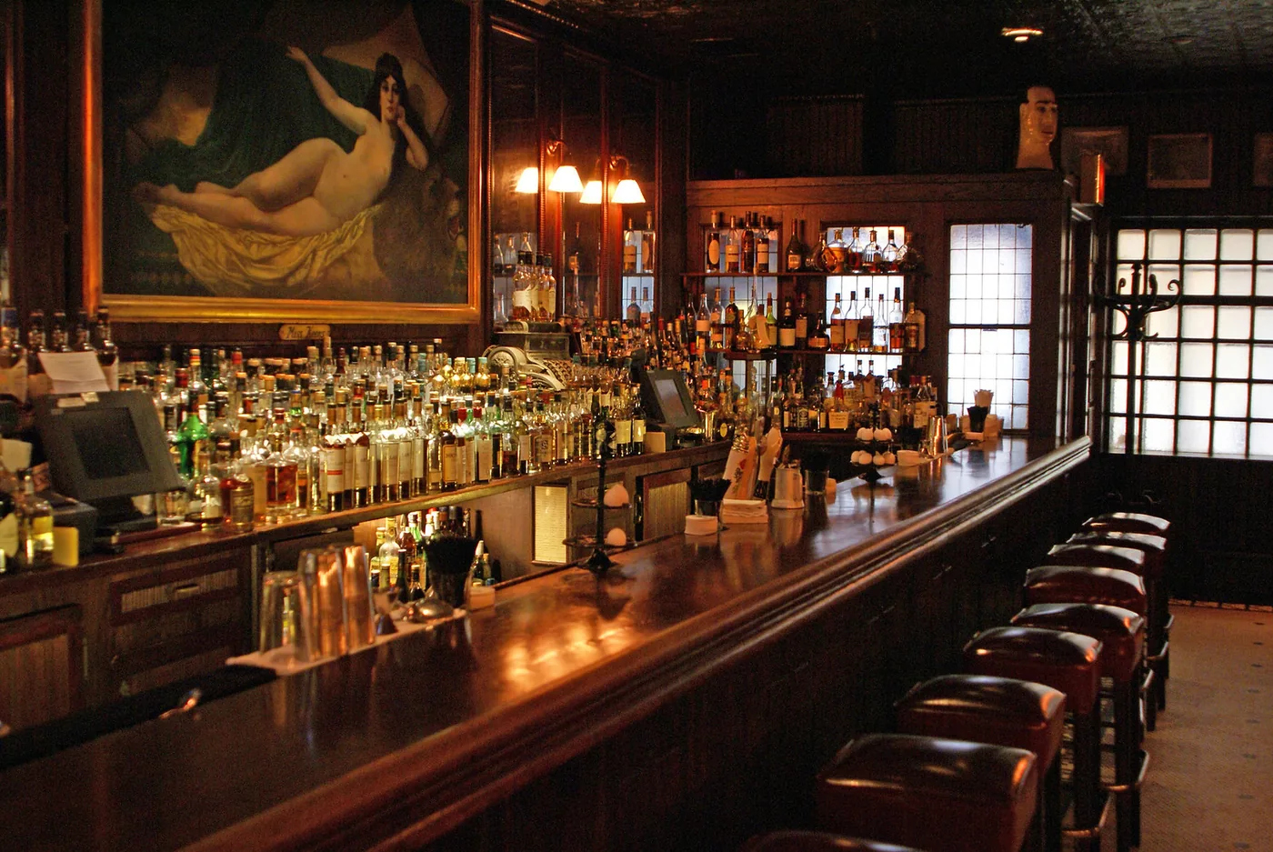 Keens Steakhouse - main bar alt