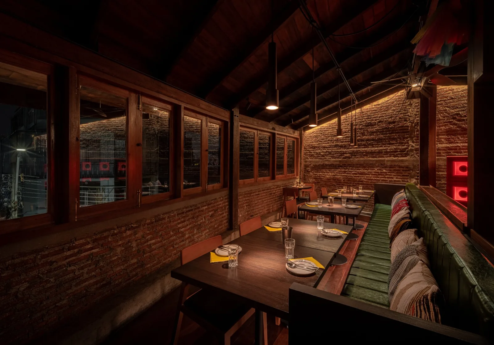 Khao San Sek - banquette dining area