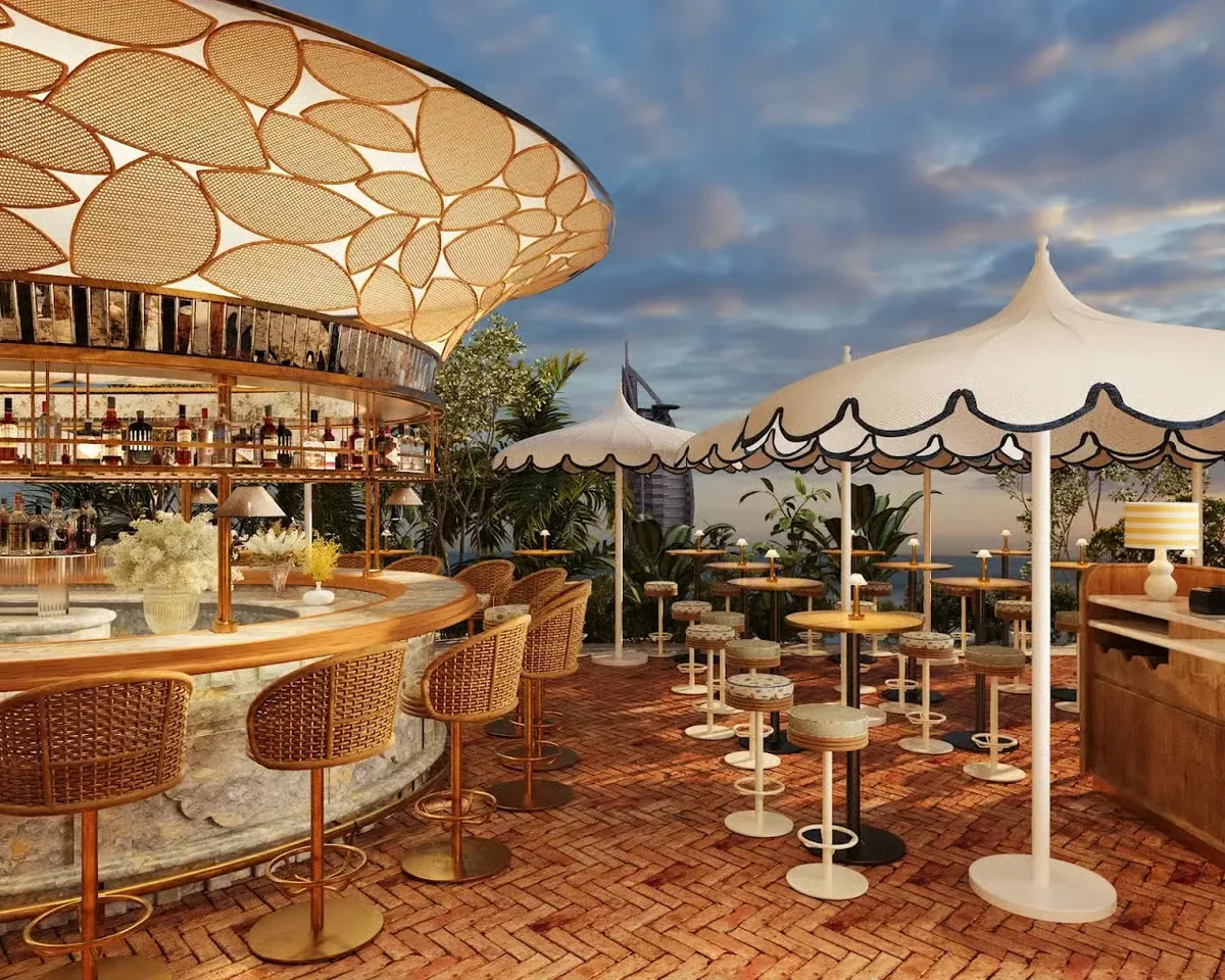 KIRA - terrace bar
