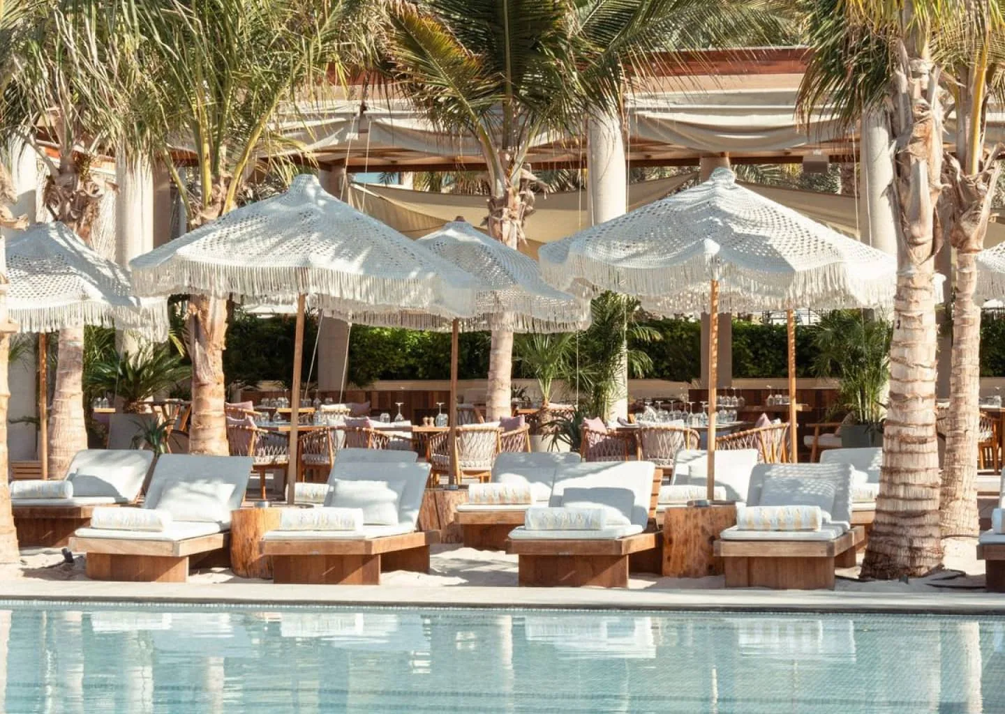 Kyma Beach - pool loungers macrame
