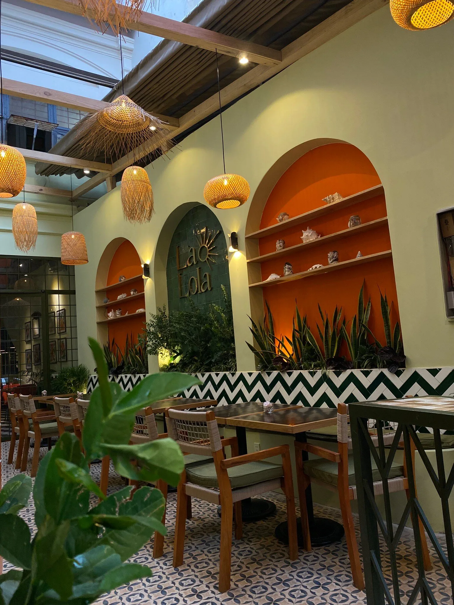 La Lola - saigon