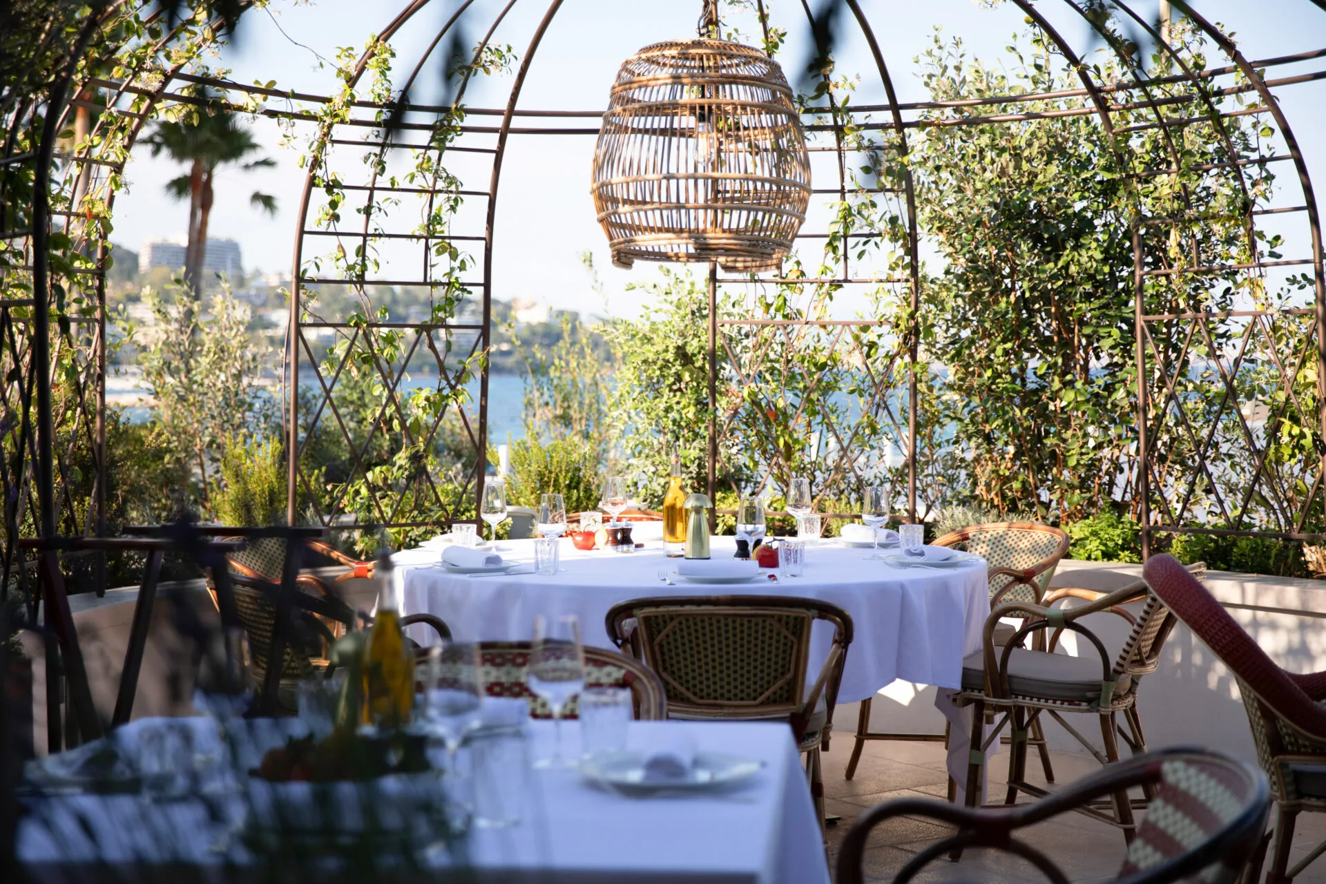 La Petite Maison - garden pergola terrace