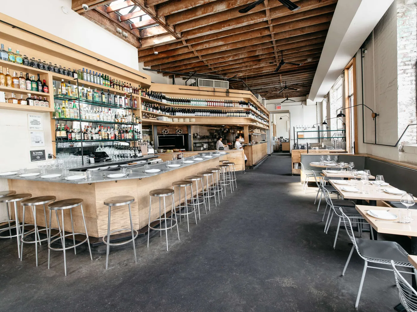 Lilia - dining room interior