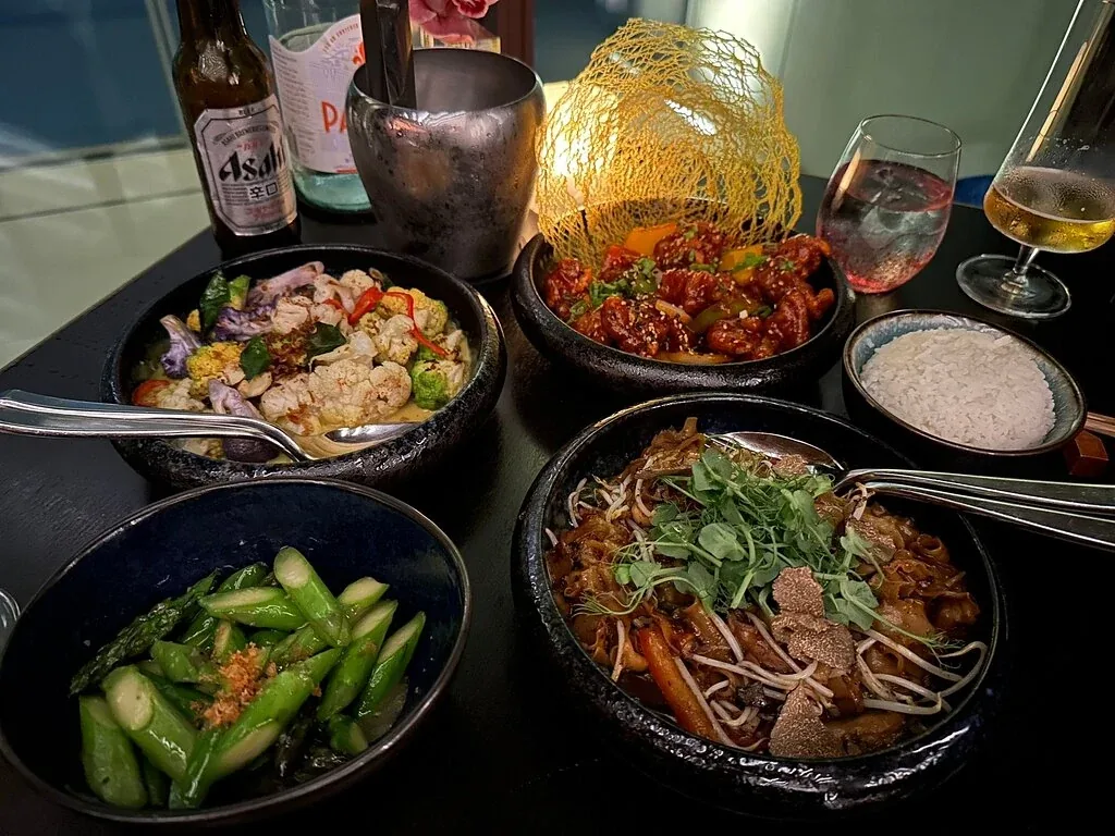 Ling Ling, rooftop bars in Dubai 3