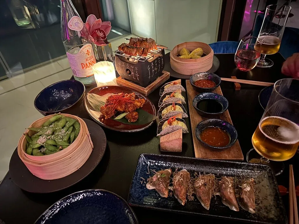 Ling Ling, rooftop bars in Dubai 4