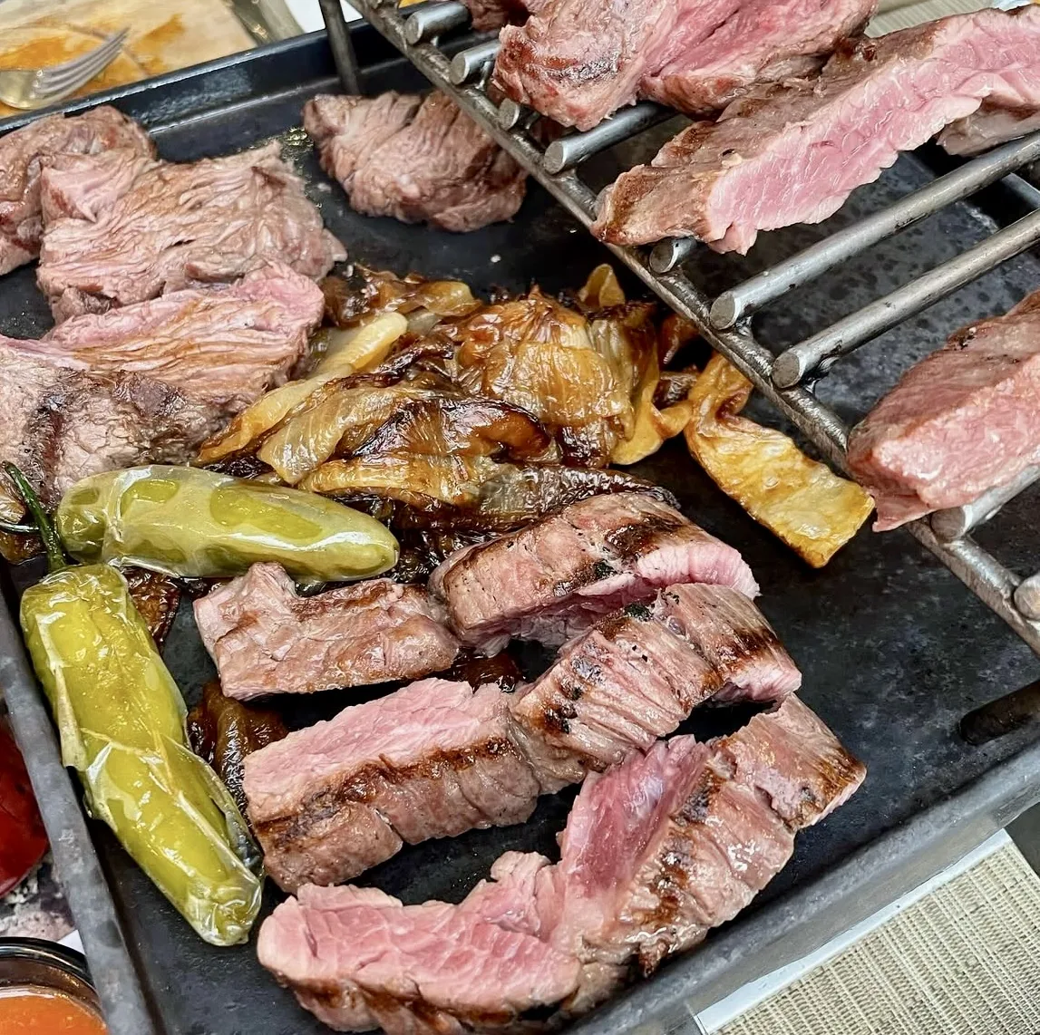 Loma Linda - Reforma - dish grilled steaks on plancha