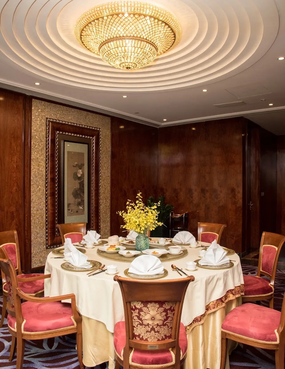 Long Trieu - restaurant in Saigon