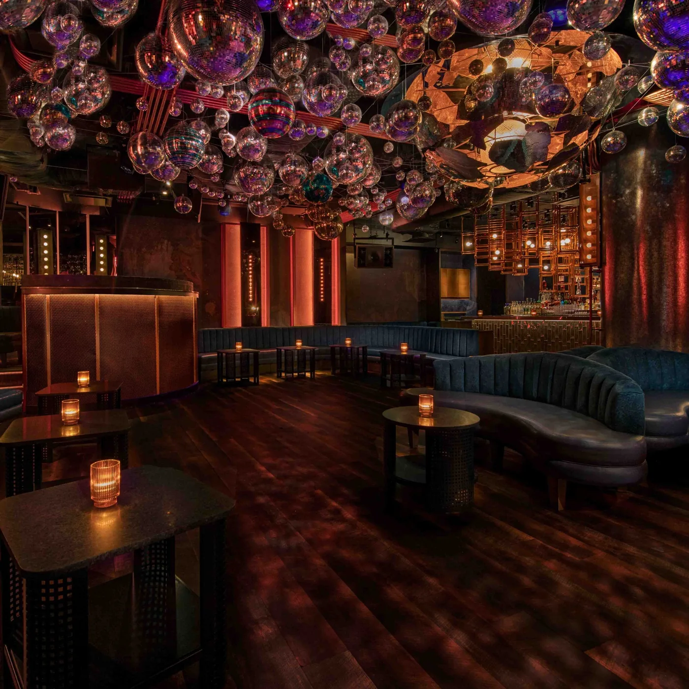 Loosie's - main room disco ball