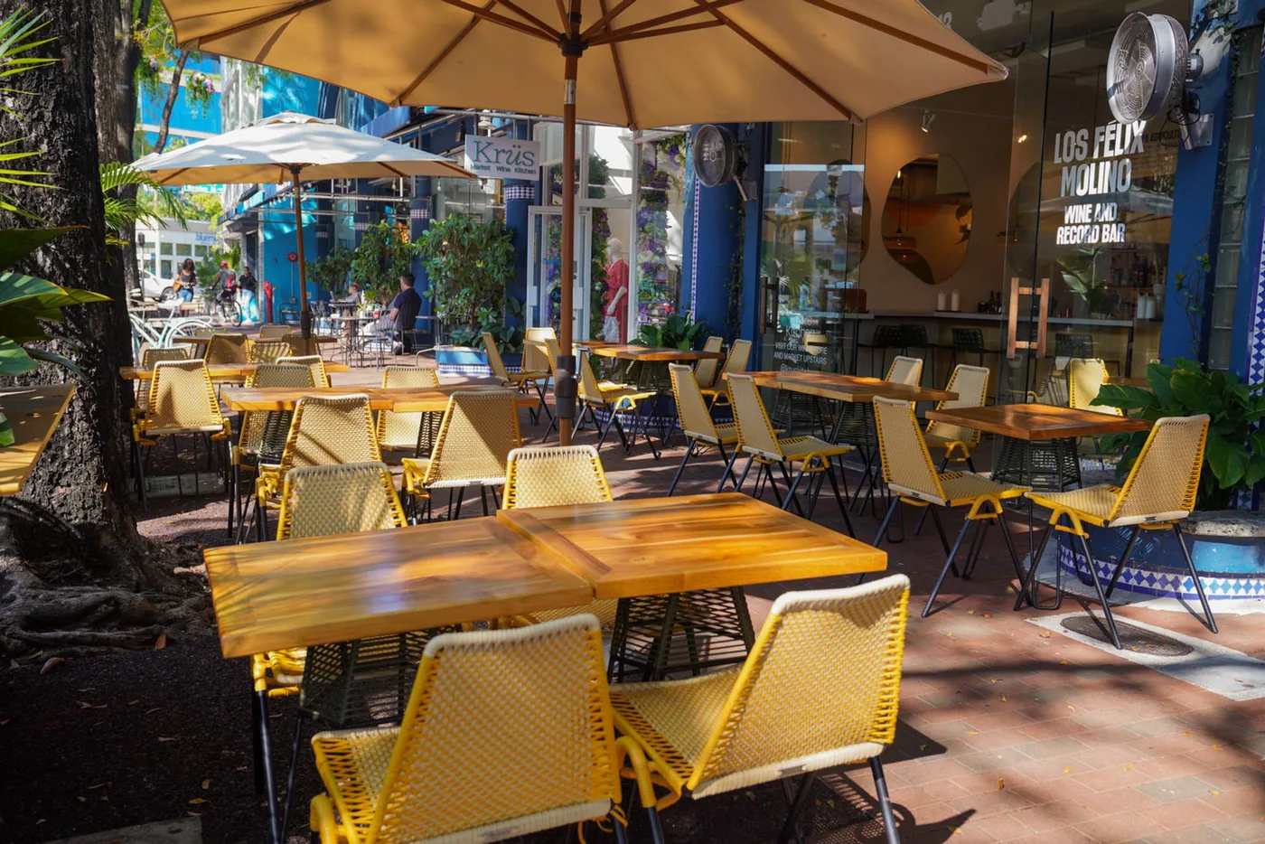 Los Felix - patio seating