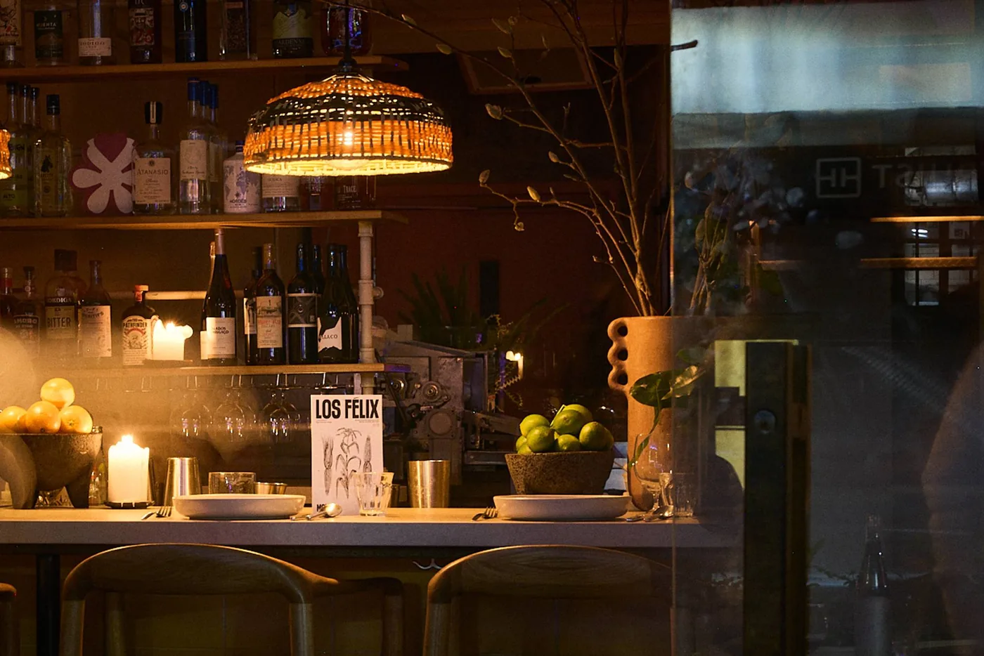 Los Felix - interior