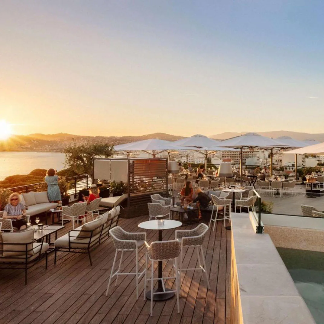 LouRoc - fine dining restaurant