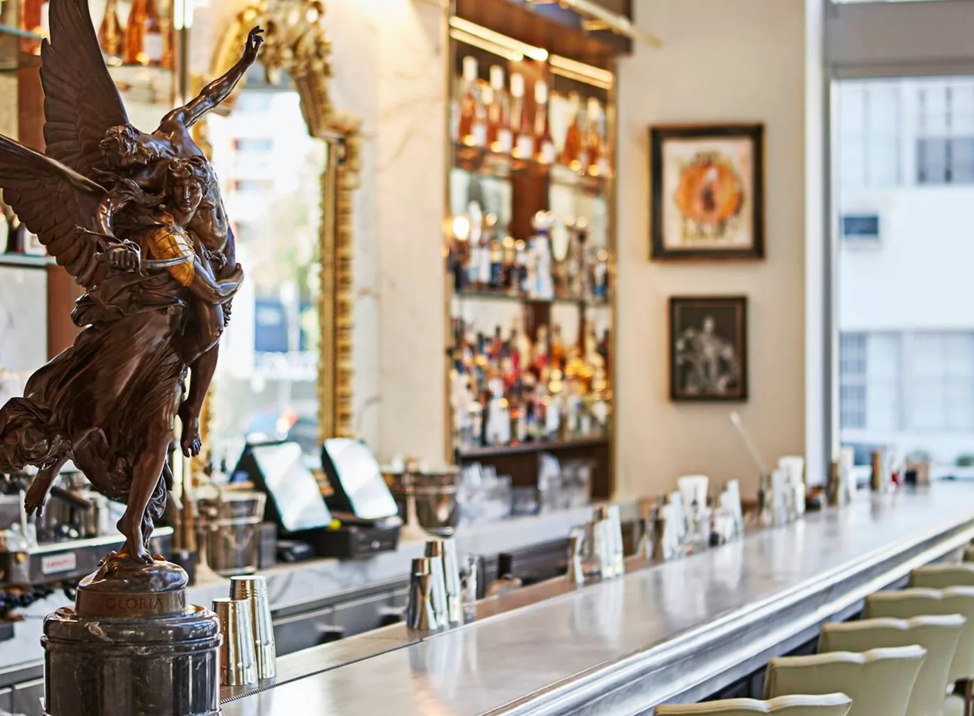LPM Restaurant & Bar - winged victory bar