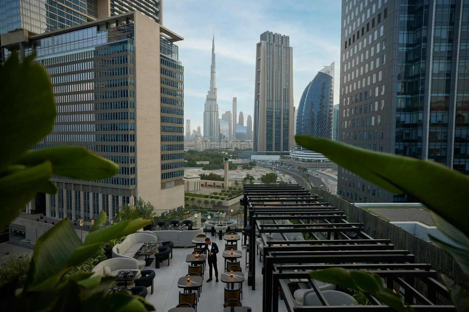 Luna Sky Bar Dubai - rooftop bar