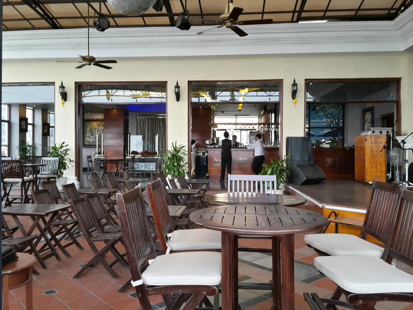 M Bar - saigon 3