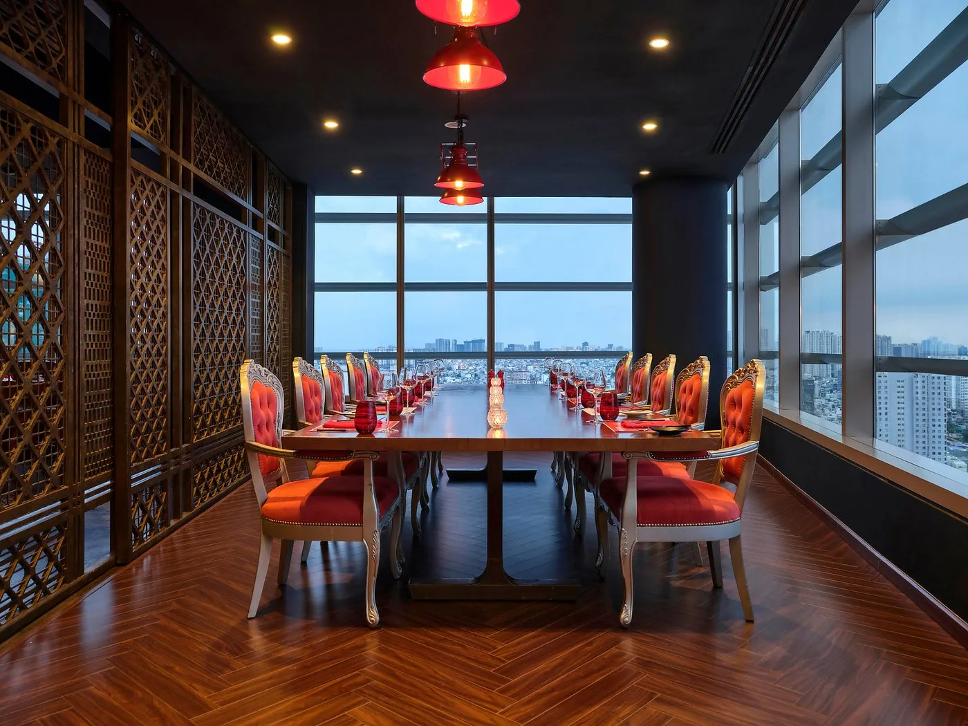 Mad Cow Wine and Grill, restaurants in Saigon 4