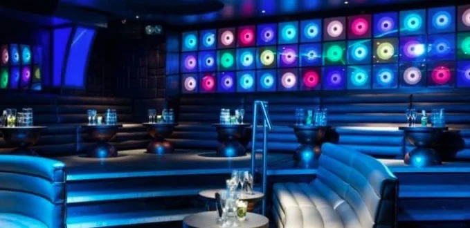 Maddox - main floor booths bottle tables