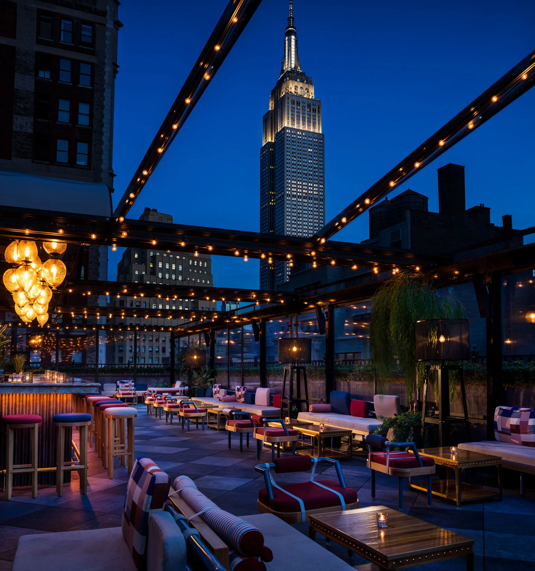 Magic Hour - rooftop bar in New York