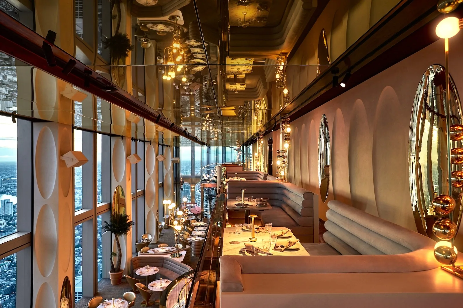 Ojo - window dining banquette