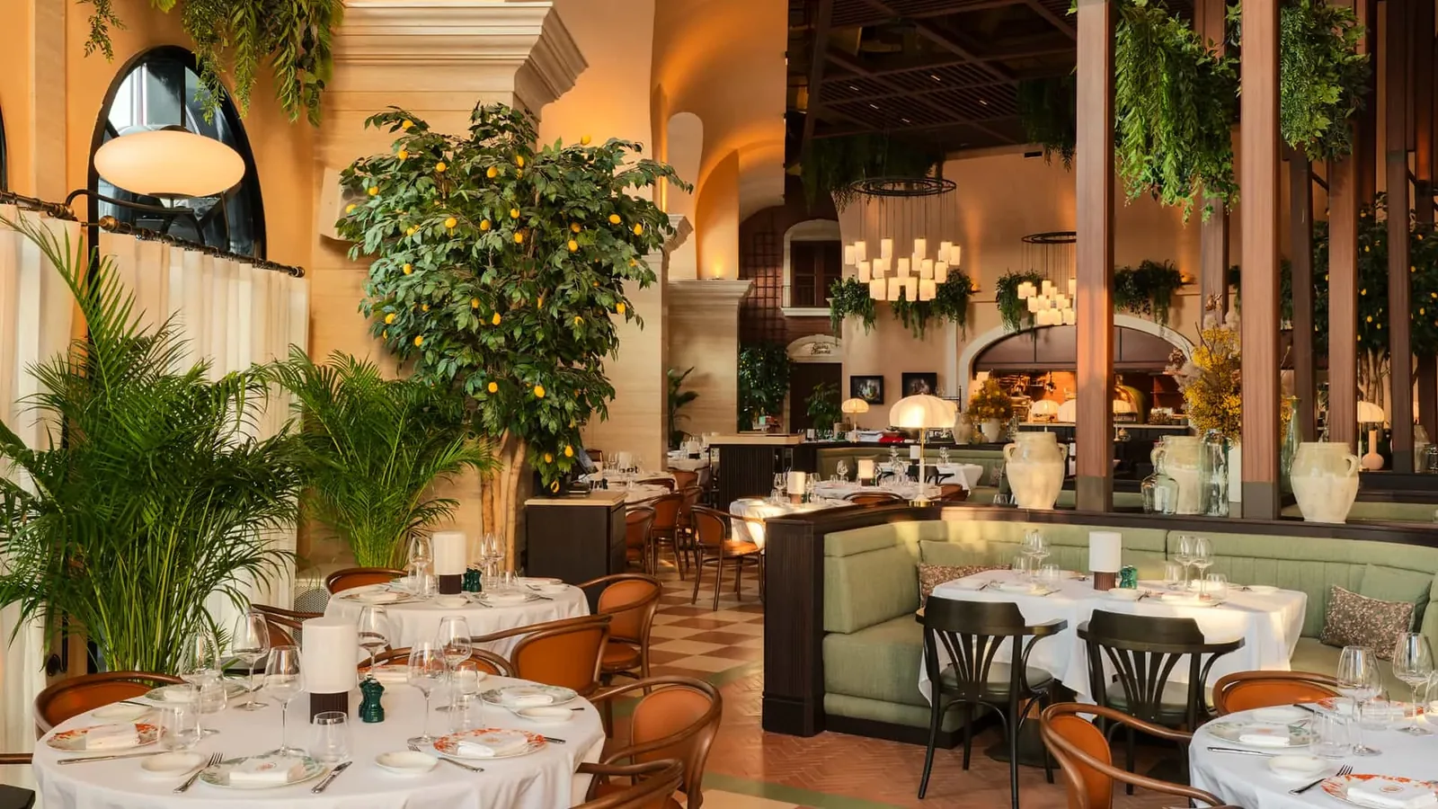 Mamabella - dining room 2