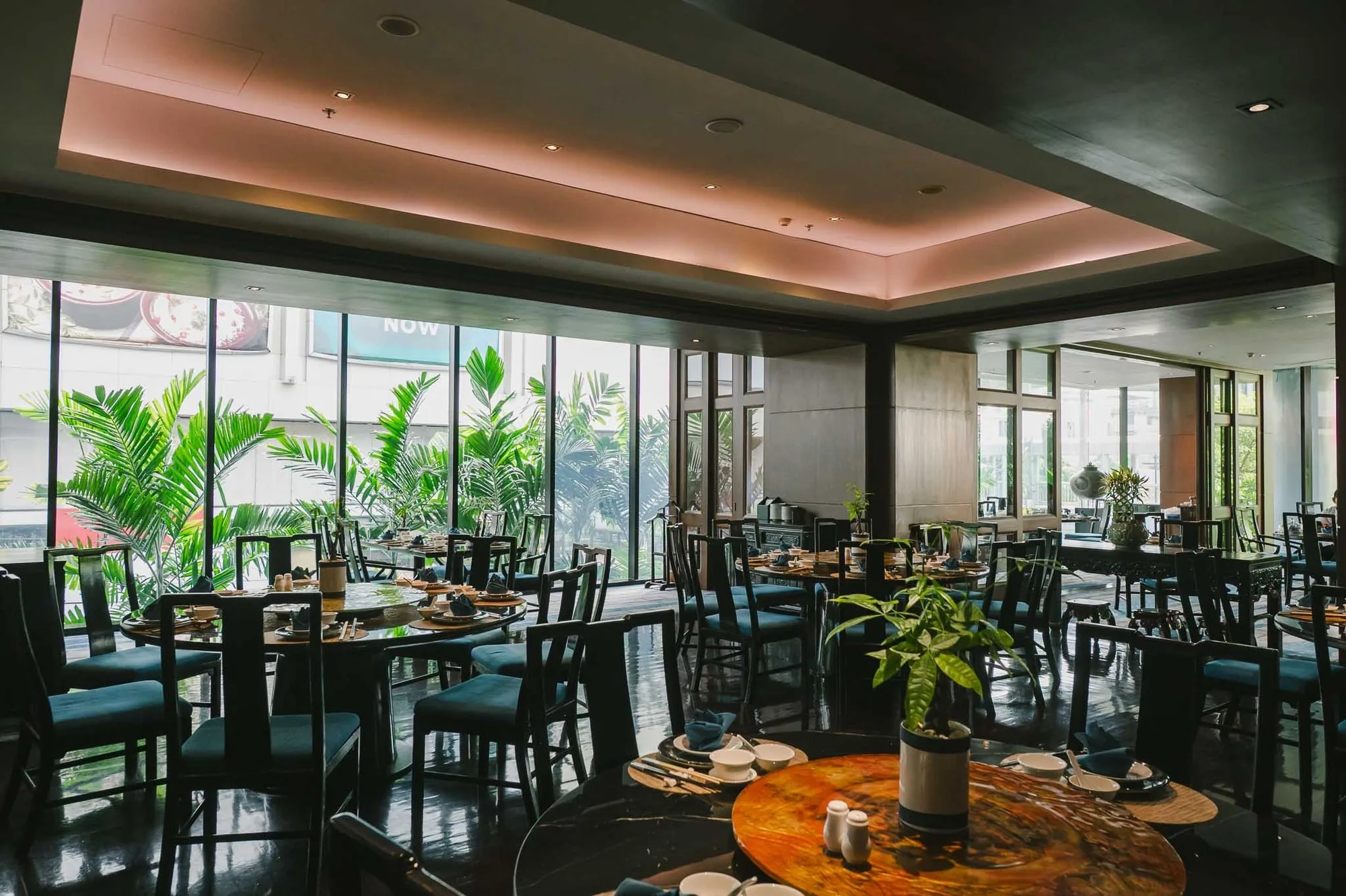 Man Ho - restaurant in Bangkok