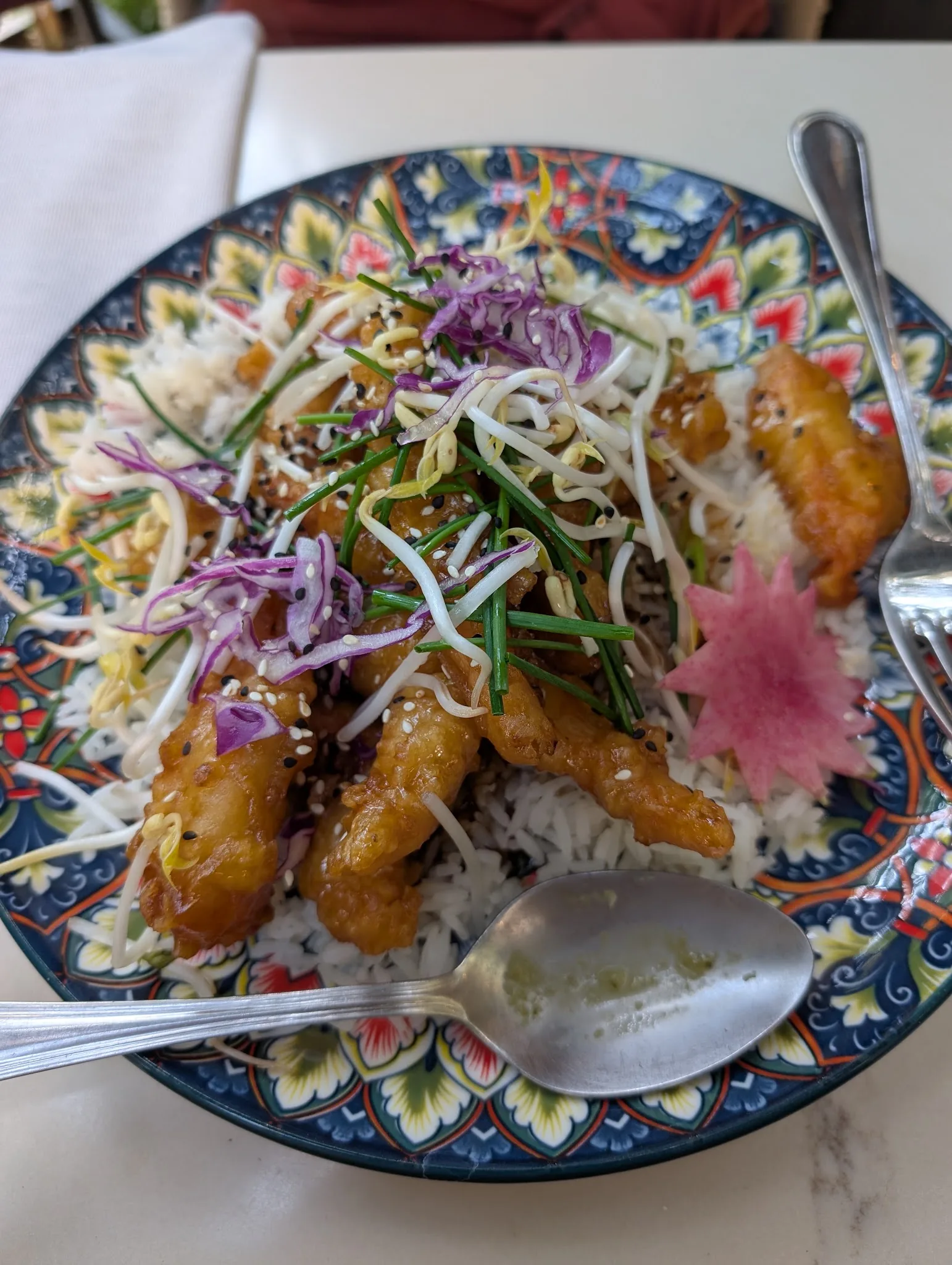 Manaw - crispy fish salad