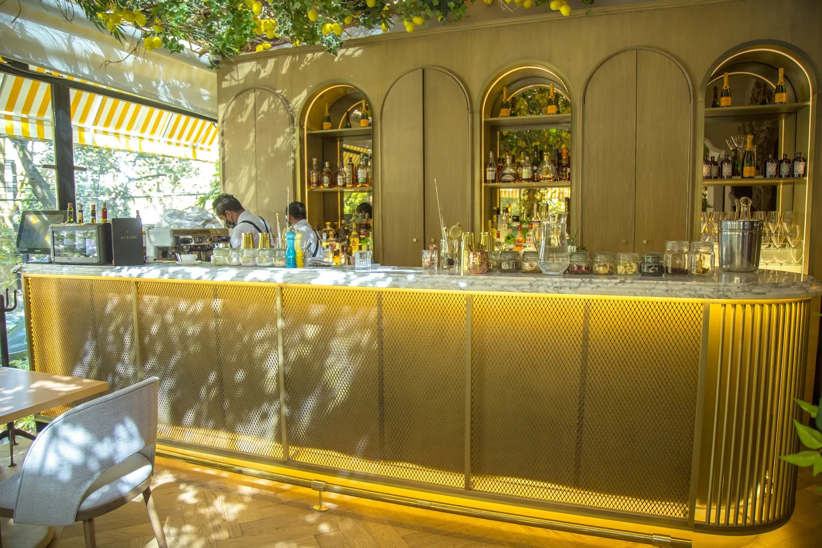 Mandolina - gold bar