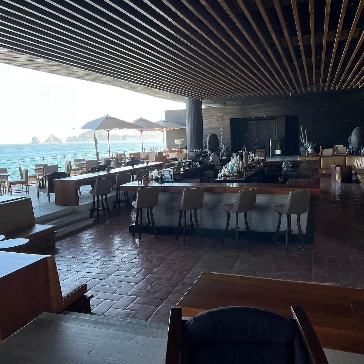 Manta, restaurants in Cabo 6