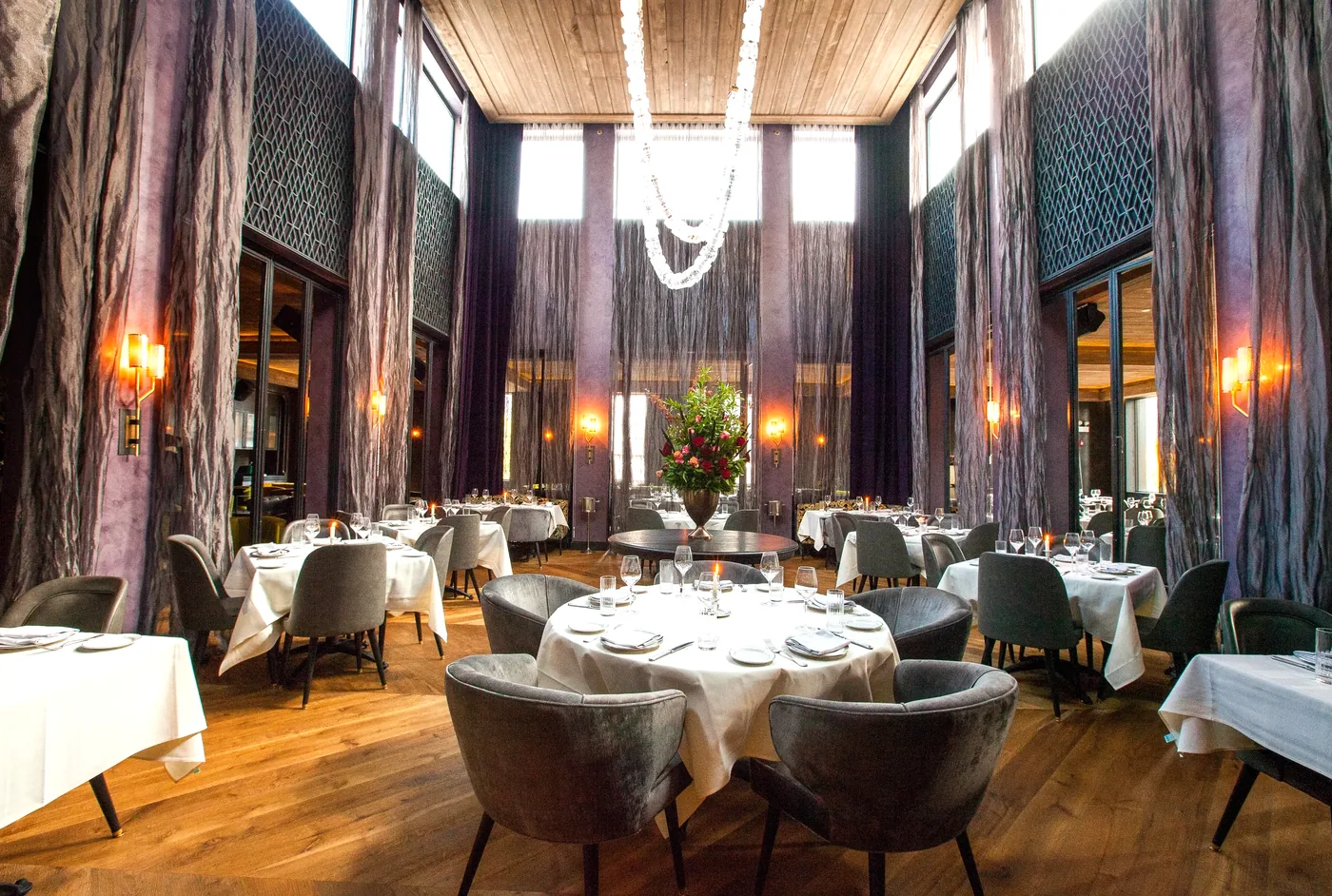 Maple & Ash - dining room